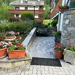 Casa Rosa *