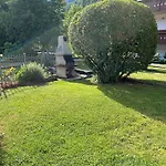 Casa Rosa Aprica